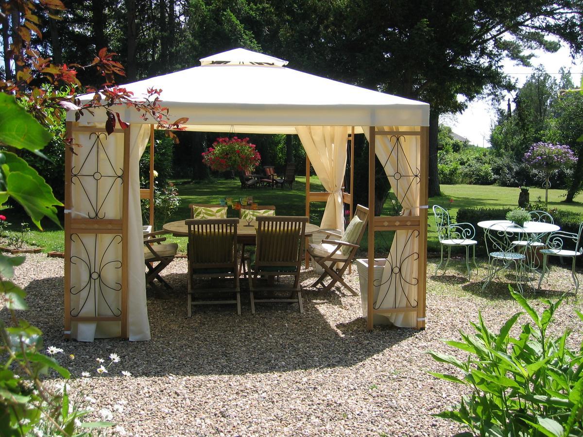 Le Canard Au Parapluie Rouge Bed and Breakfast Célon Εξωτερικό φωτογραφία